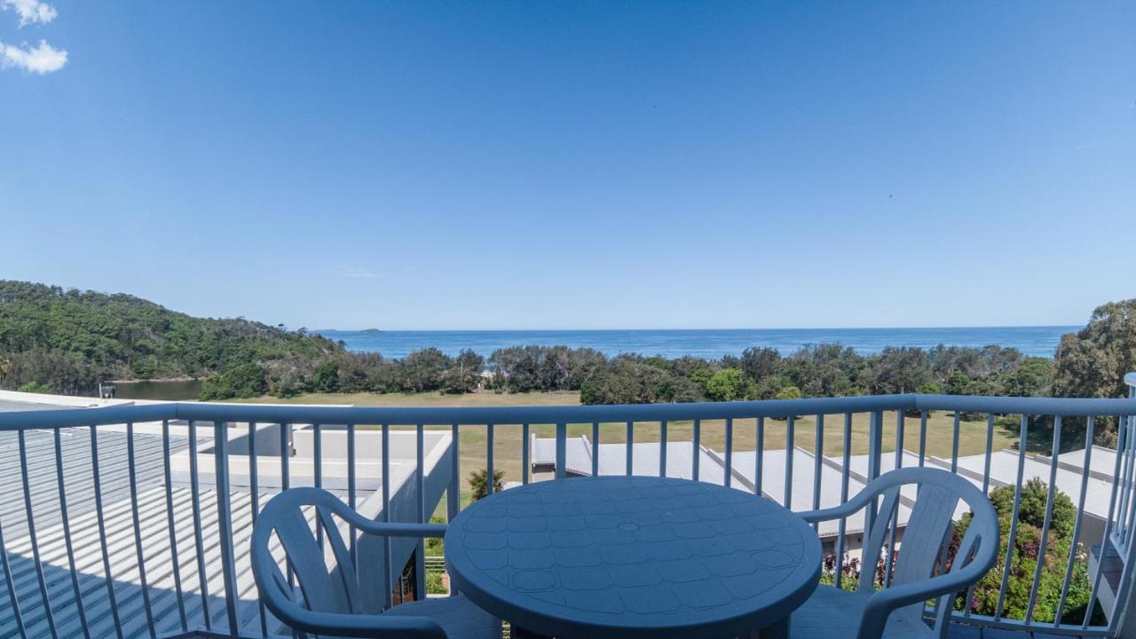 Absolute Beachfront Opal Cove Resort Korora