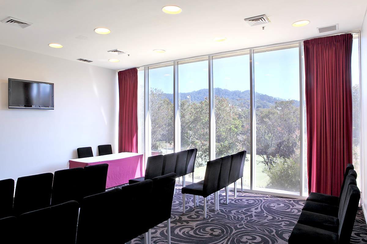 Absolute Beachfront Opal Cove Resort Korora