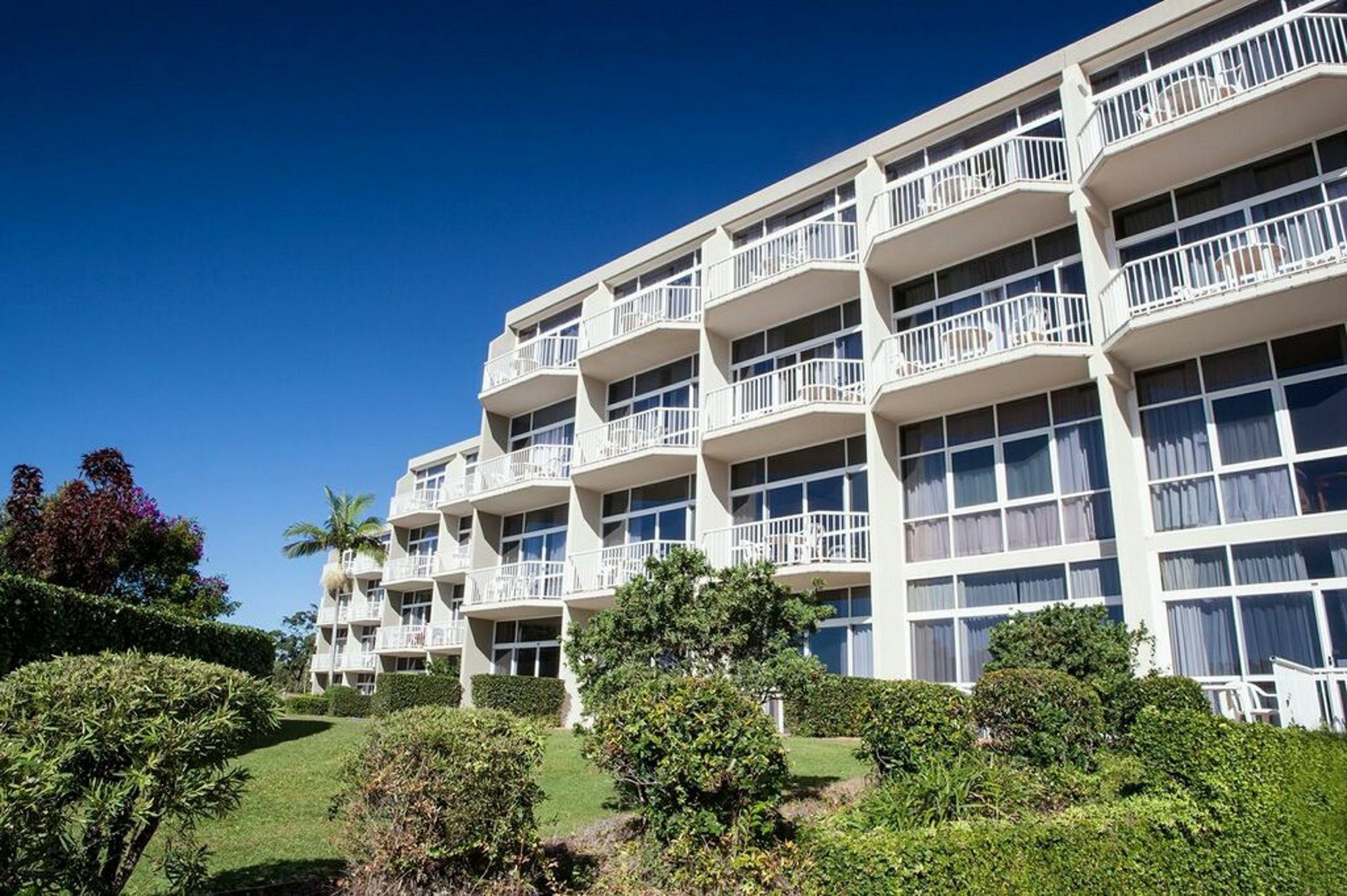 Absolute Beachfront Opal Cove Resort Korora