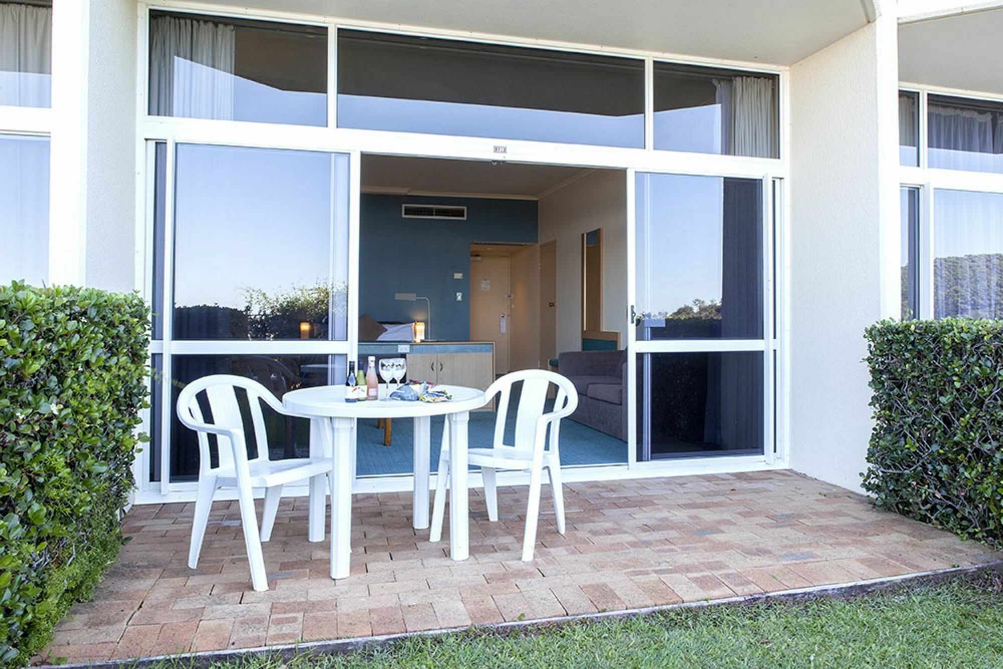 Absolute Beachfront Opal Cove Korora