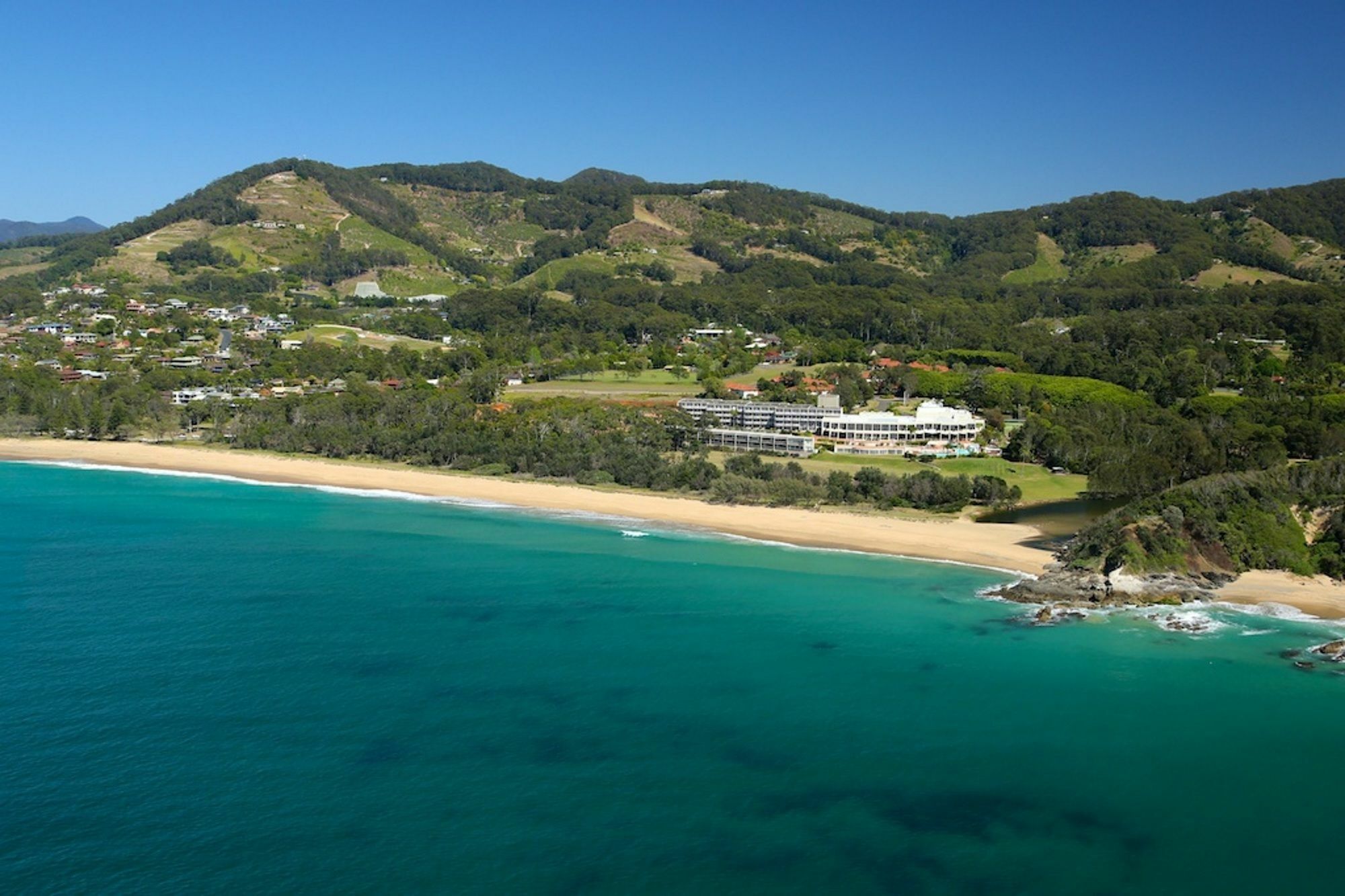 Absolute Beachfront Opal Cove Korora
